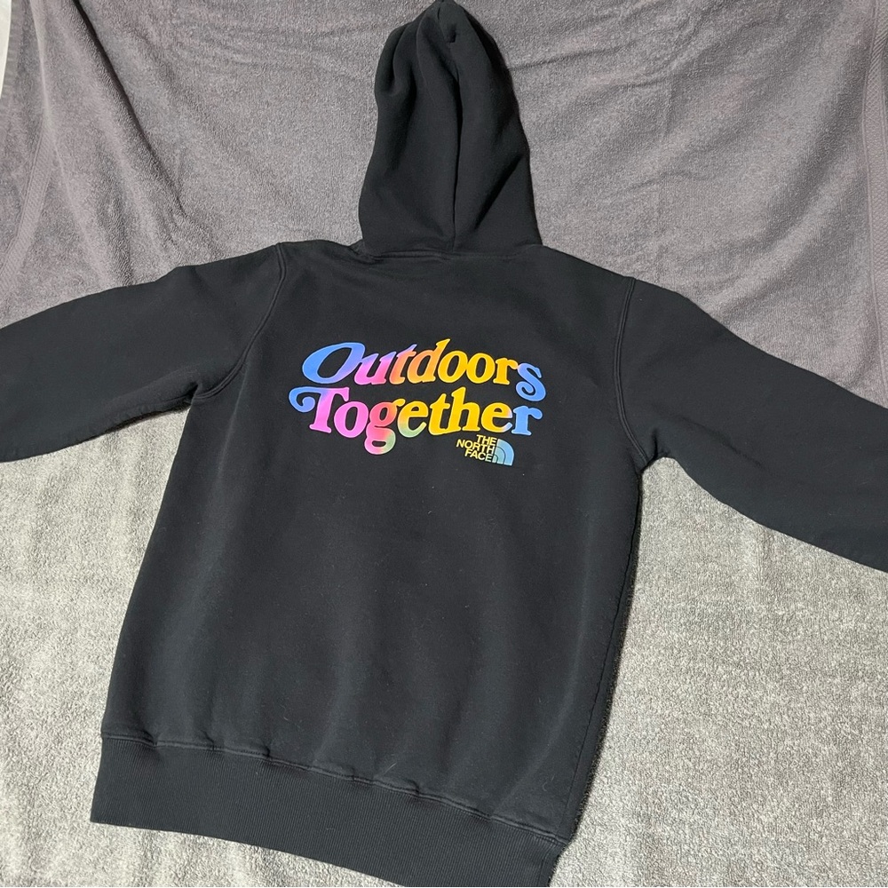 Men’s Small The North Face Pride Outdoors Together Black Rainbow Hoodie LGBTQ+